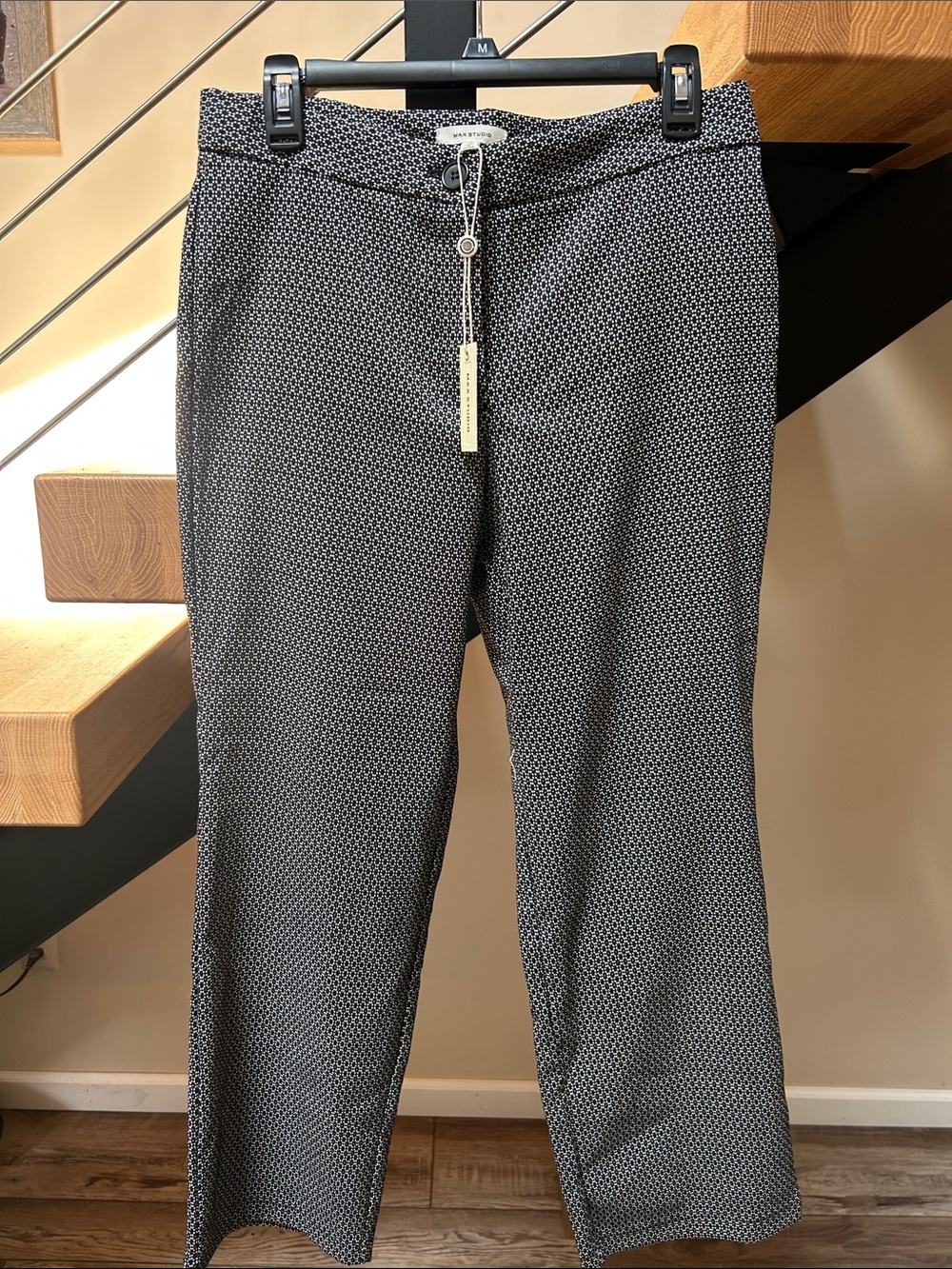 Max Studio Black and White Geometric Straight-Leg Pants